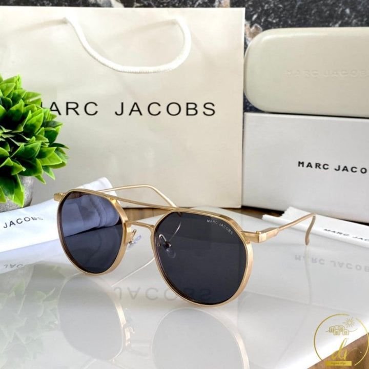 MARC JACOBS
